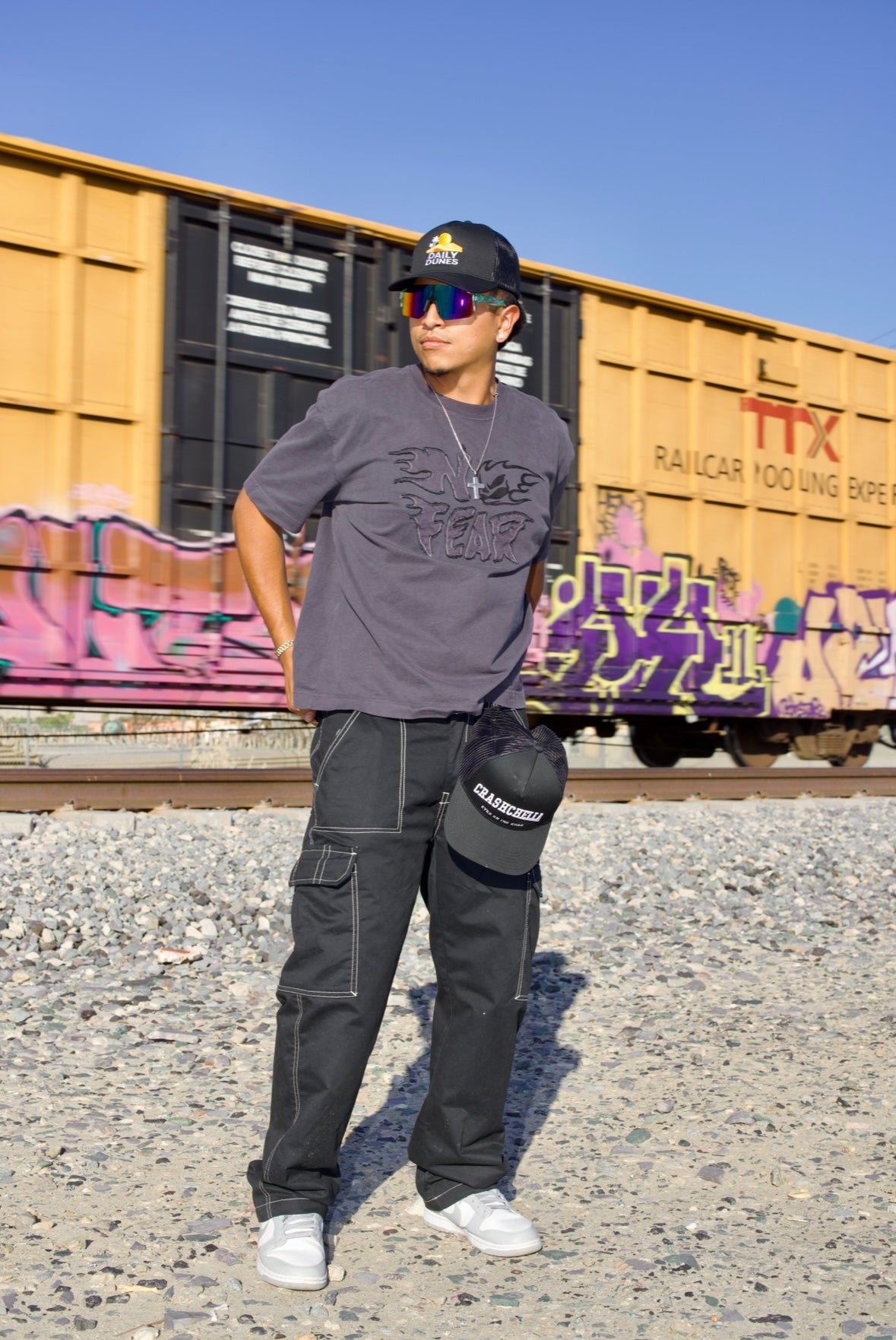 Daily Dunes Trucker